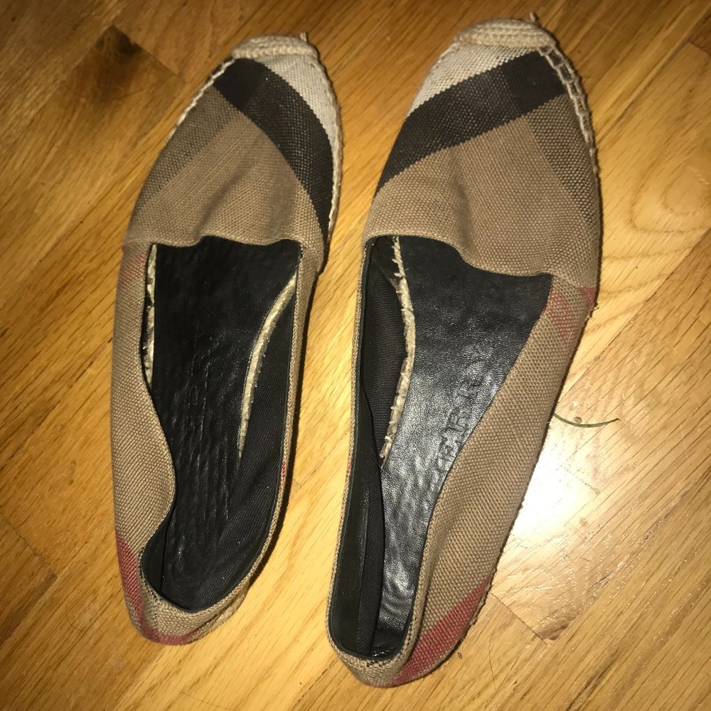 Burberry Flats